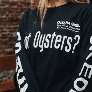Long sleeve t-shirt w/ logo